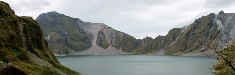 Mount Pinatubo crater